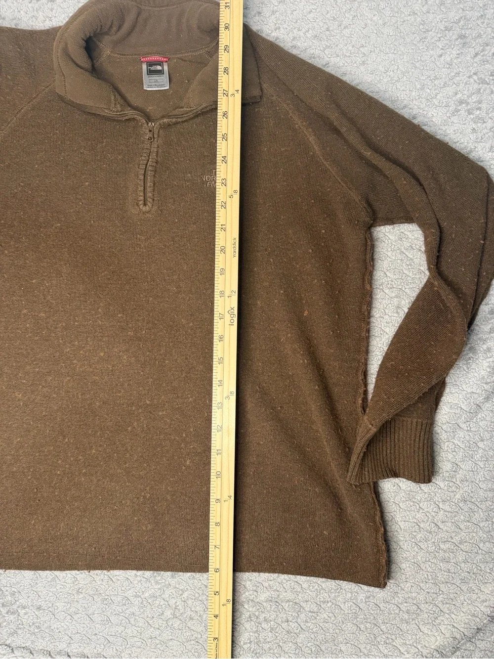 The North Face Men's Brown Half-Zip Pullover Sweater